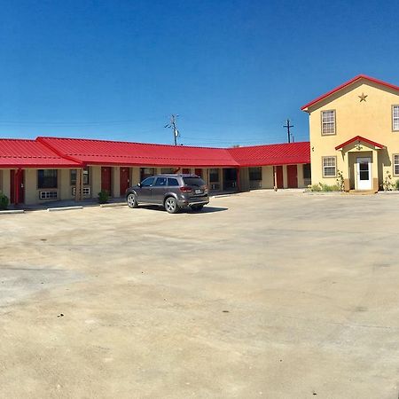 Budget Inn Hallettsville Kültér fotó