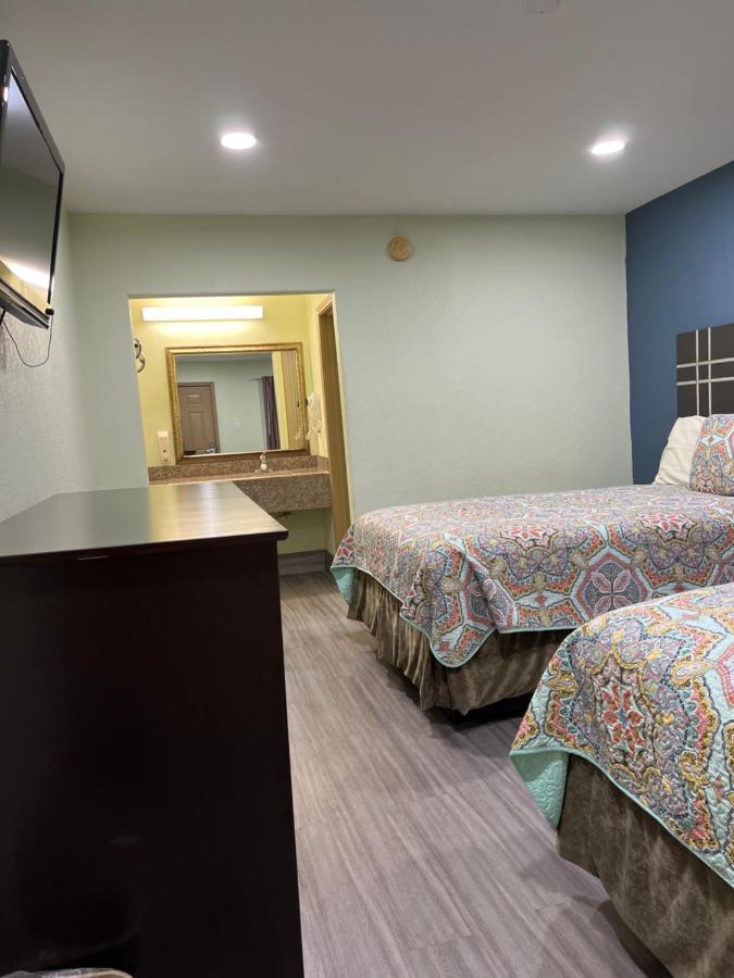 Budget Inn Hallettsville Kültér fotó
