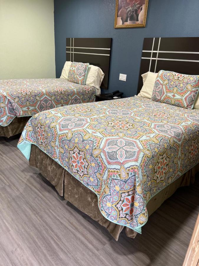 Budget Inn Hallettsville Kültér fotó